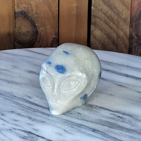 Alien Head Stone Sculpture - Picture 14 of 14